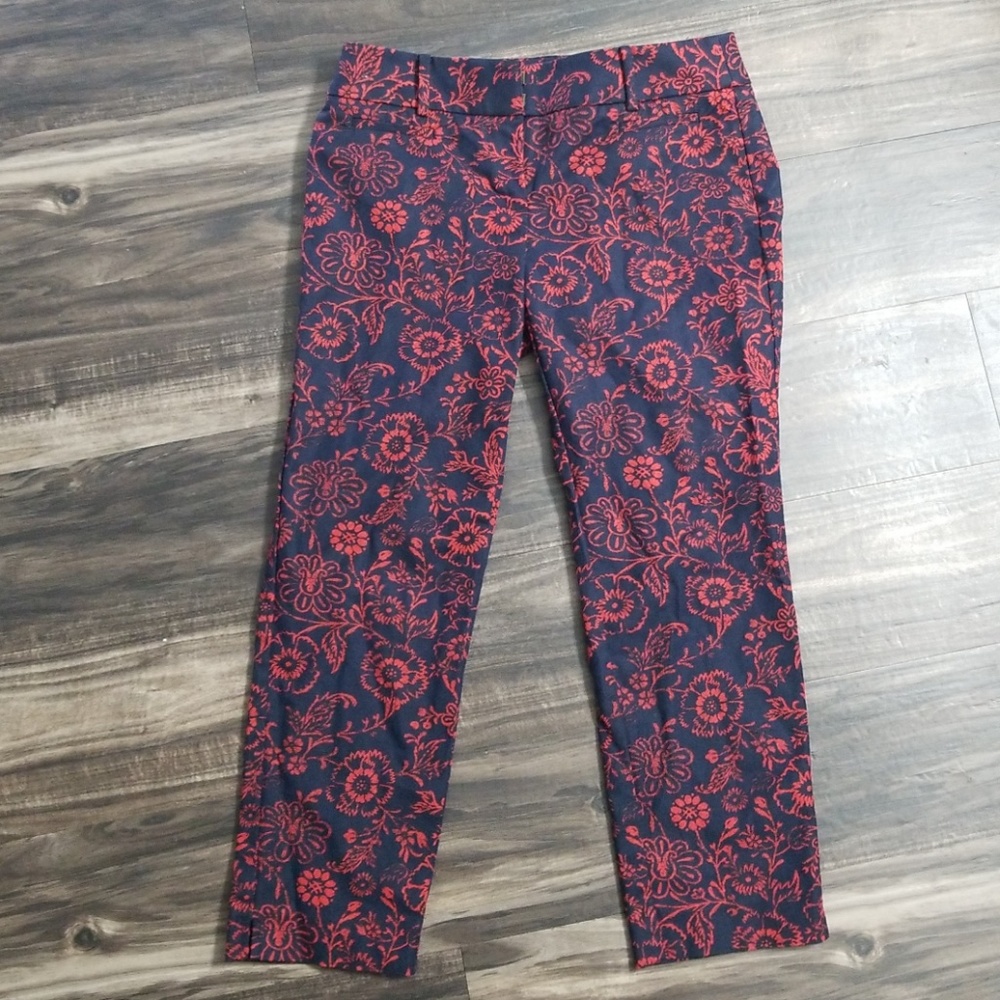 The left Marisa pants